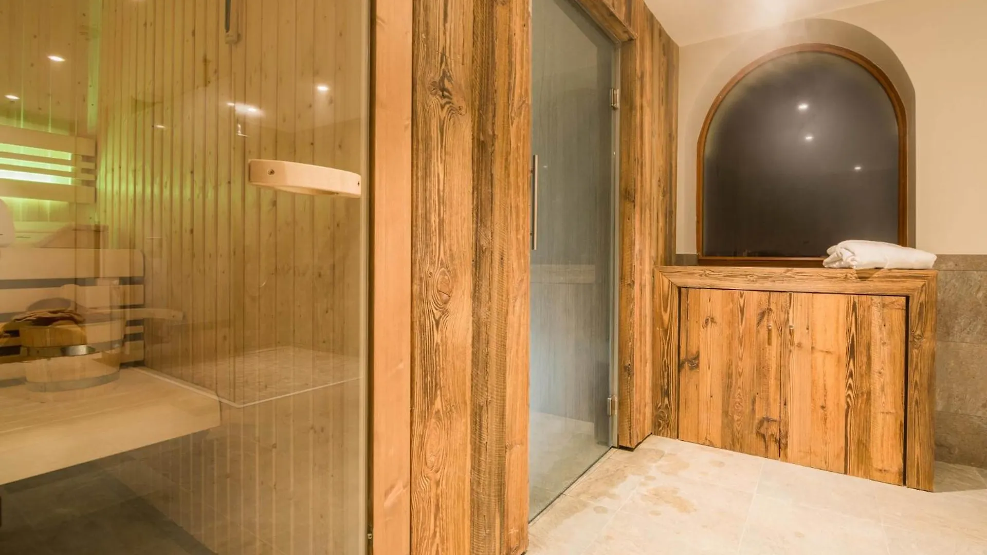 Nice Chalet With Fireplace In Megeve Praz-sur-Arly